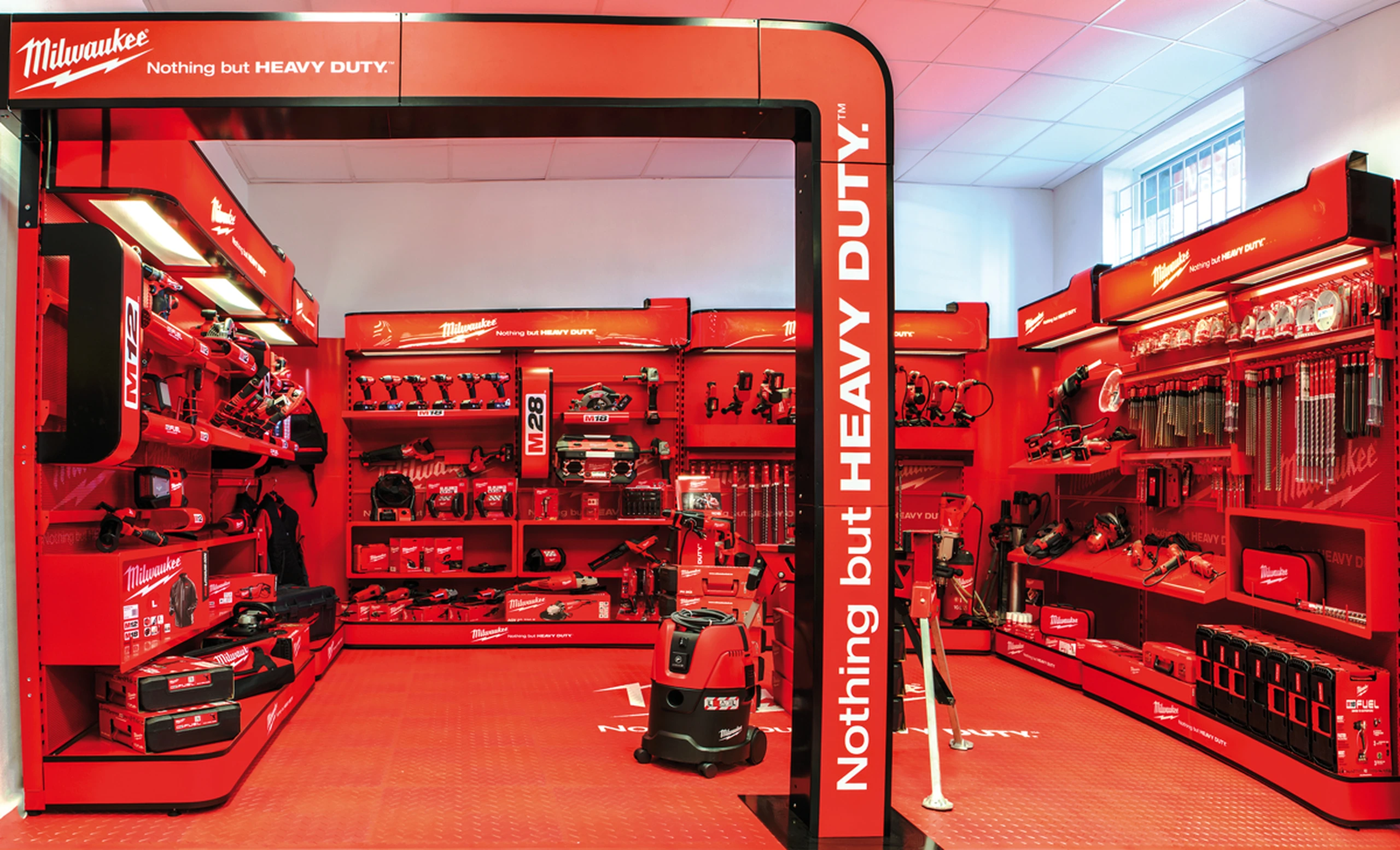 PRODEJ KVALITNÍHO NÁŘADÍ A STROJŮ